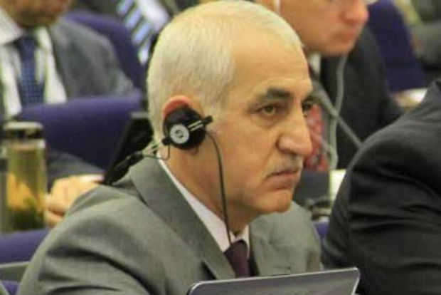 “Gəmiqayırma Zavodu”nu biabır edən şəxs məmur oğlu imiş “Gəmiqayırma Zavodu”nu biabır edən şəxs məmur oğlu imiş