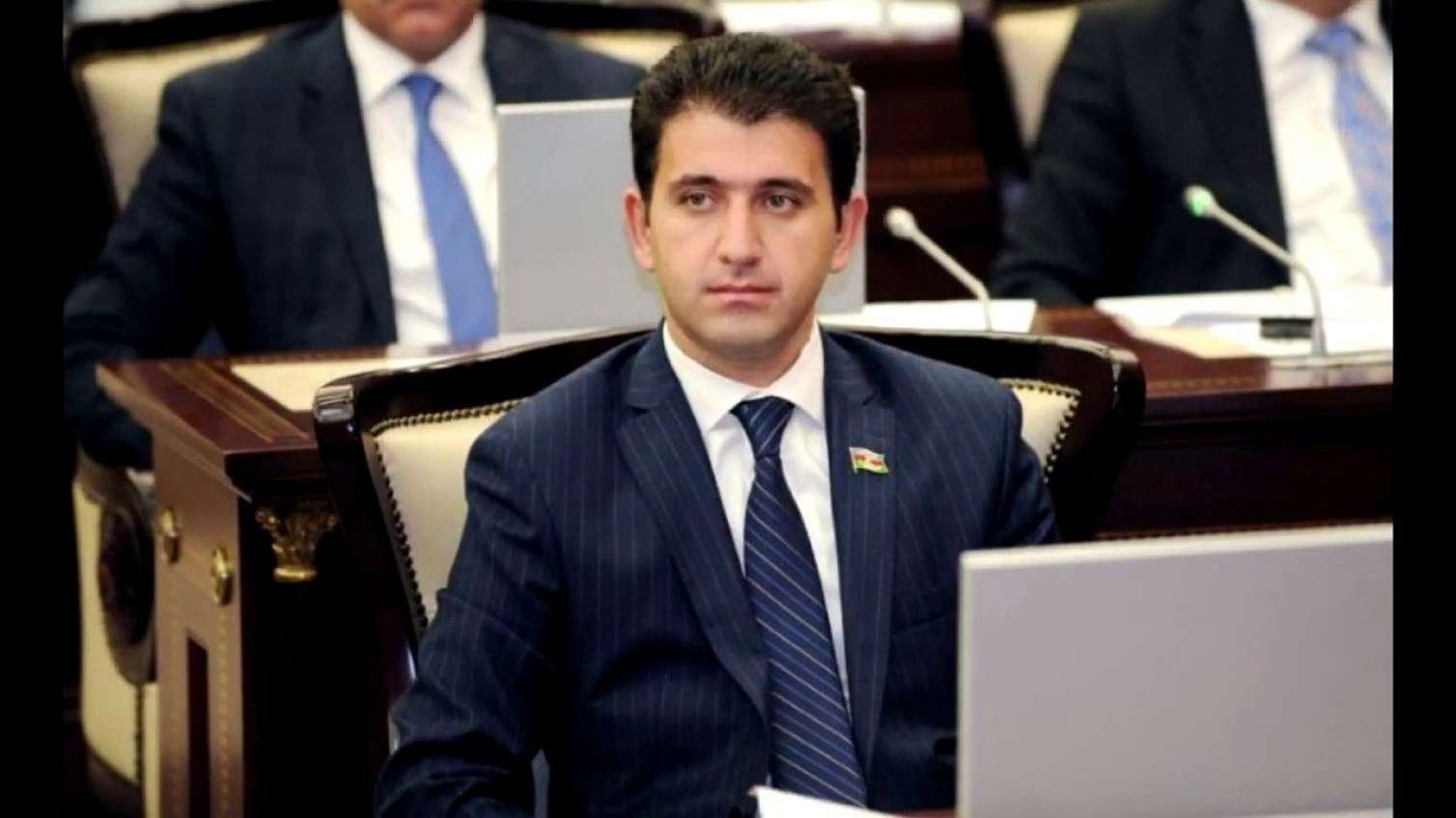 "5-6 mərtəbədən hündür binaların tikilməsi qadağan edilməlidir" -  Deputat