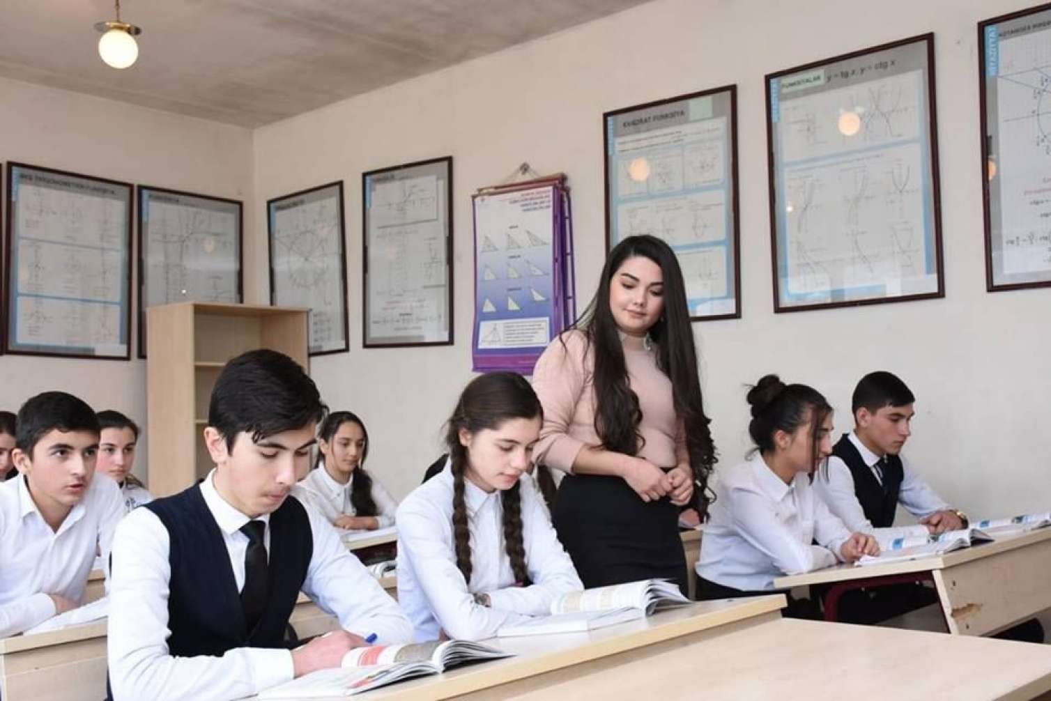 Bu müəllimlərin əmək müqaviləsinə xitam veriləcək 