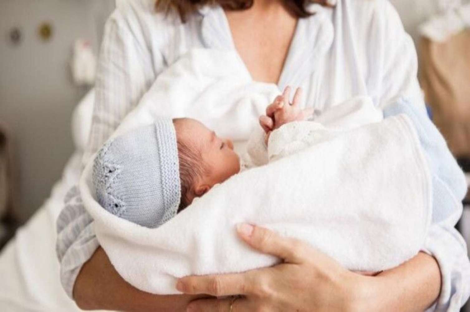 13 yaşlı qız 15 yaşlı oğlandan uşaq doğub... - Yeni məlumatlar  