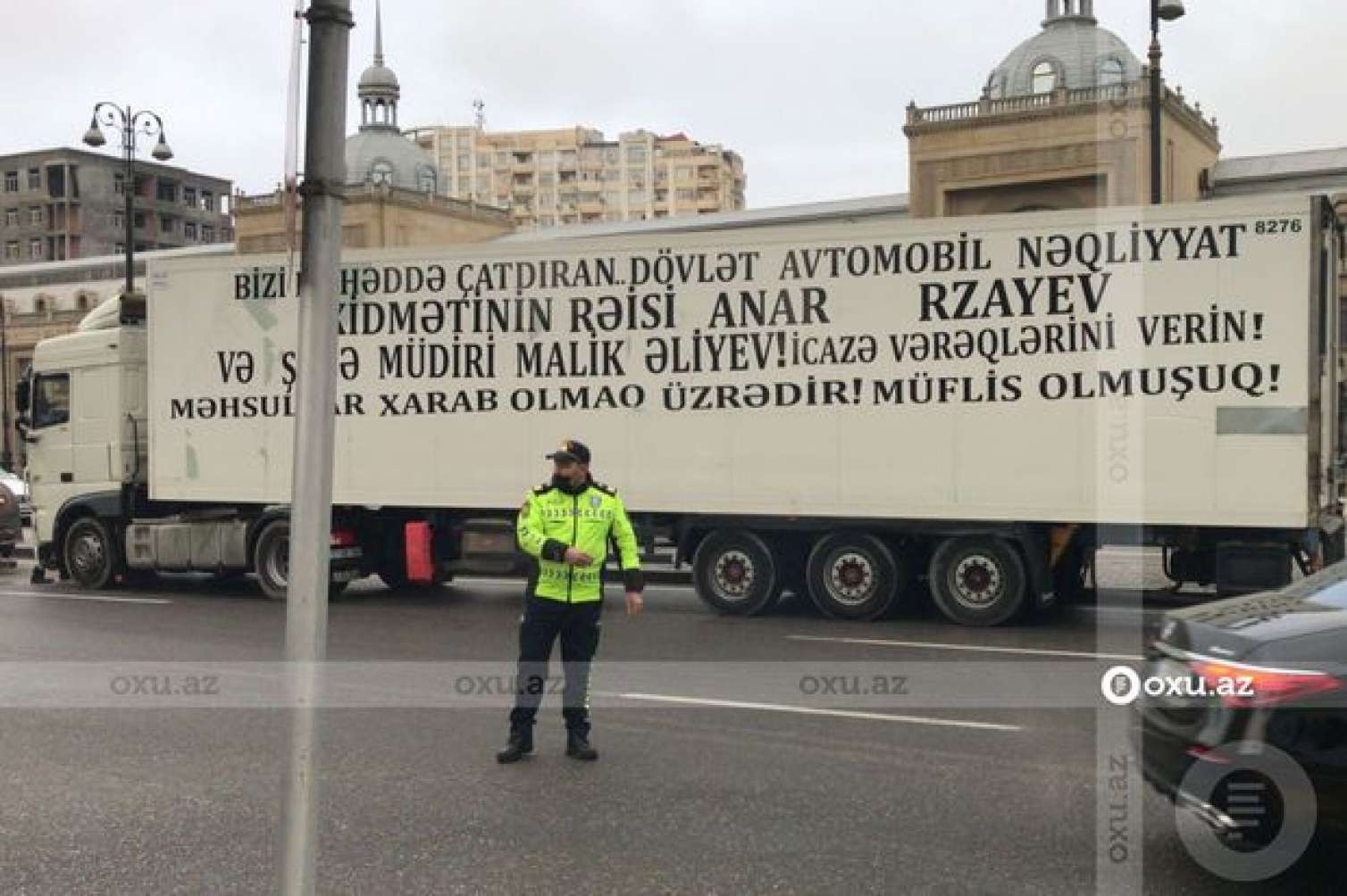 Yolu bağlayan TIR sürücüsü saxlanıldı 