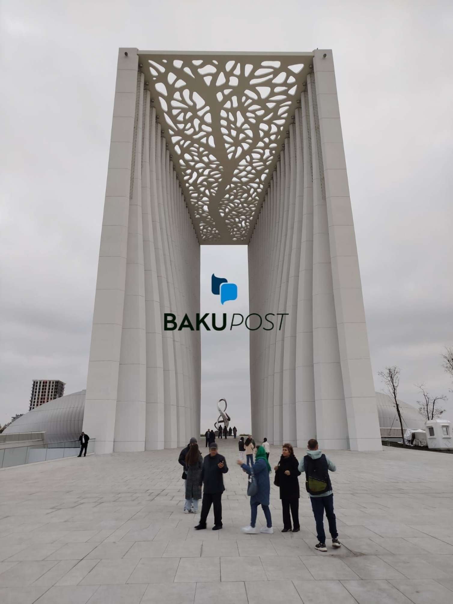 Cənnətin qapısı: “Əbədiyyətə xoş gəlmisiniz” – Zəfər parkından REPORTAJ+FOTO 
