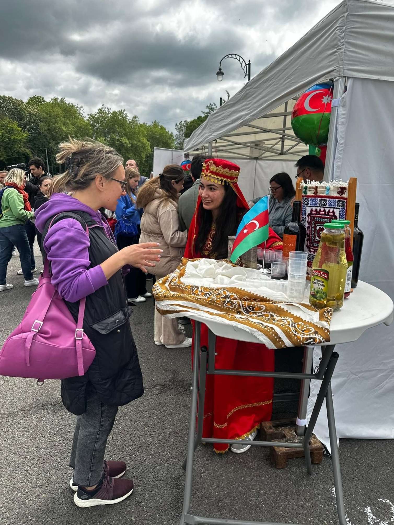 Brüsseldə “Tervuren” festivalında Azərbaycan stendi qurulub   
