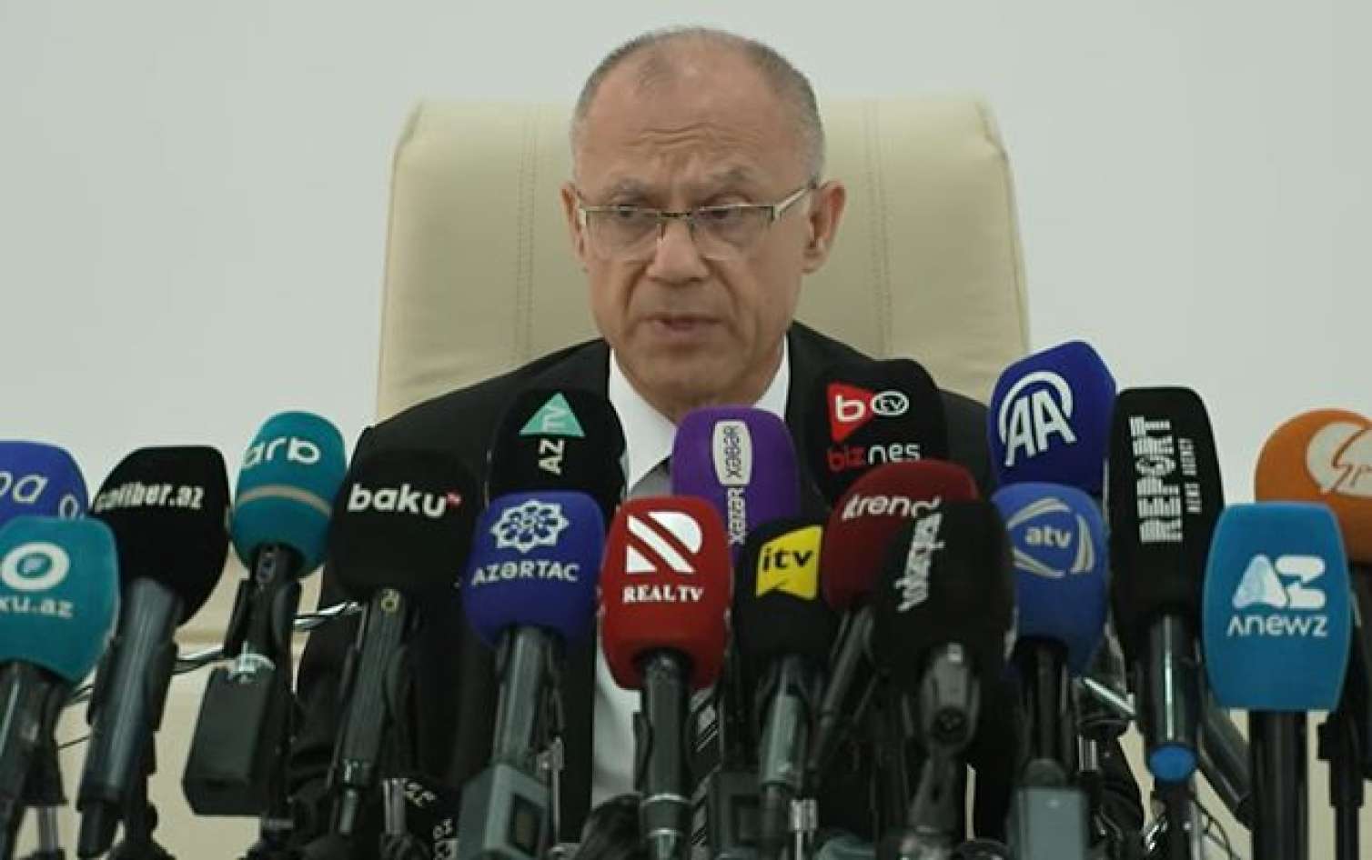  Ziyəddin Səfərovun ölümünə səbəb kimi ürəktutma yazmışdılar - - Sınmış qabırğasını götürüb meyitin qarın boşluğuna atıblar