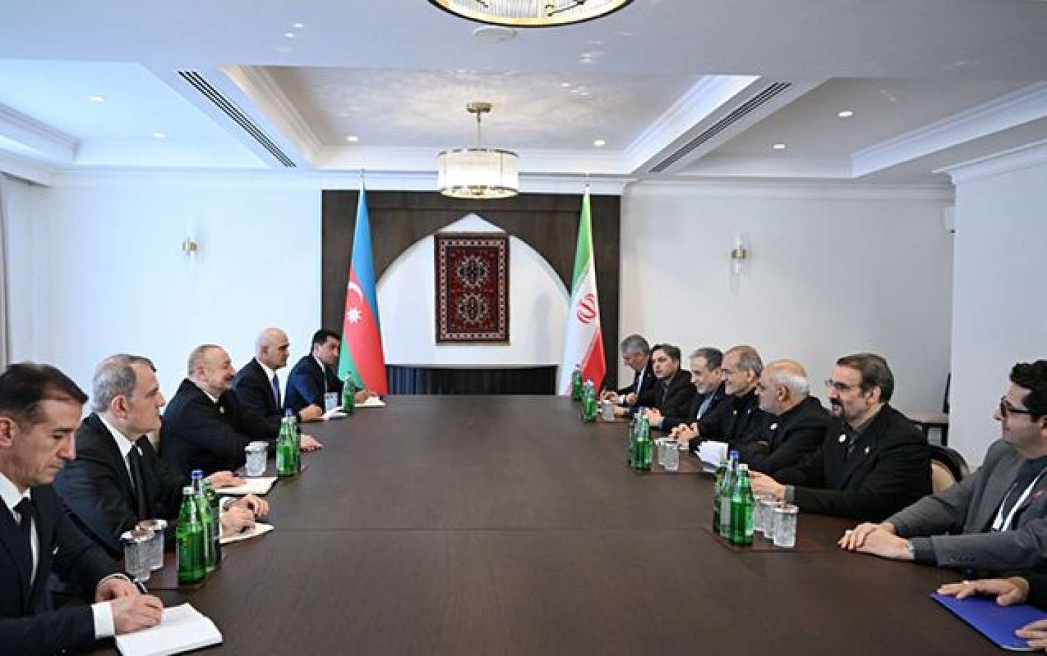 İlham Əliyev və Məsud Pezeşkianın görüşü keçirilir - FOTO 