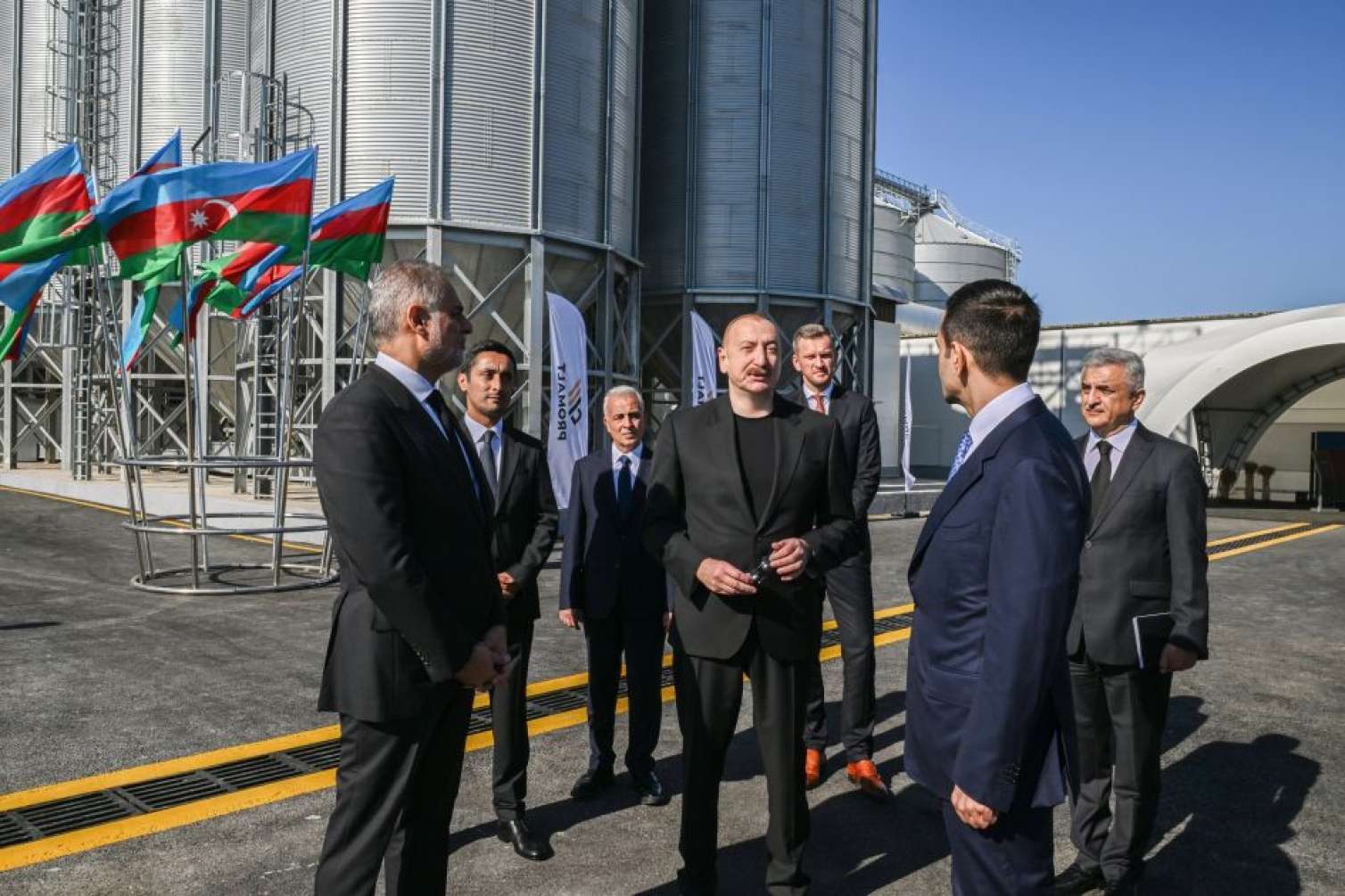 İlham Əliyev Sabirabadda... - FOTO - YENİLƏNİB İlham Əliyev Sabirabadda... - FOTO - YENİLƏNİB