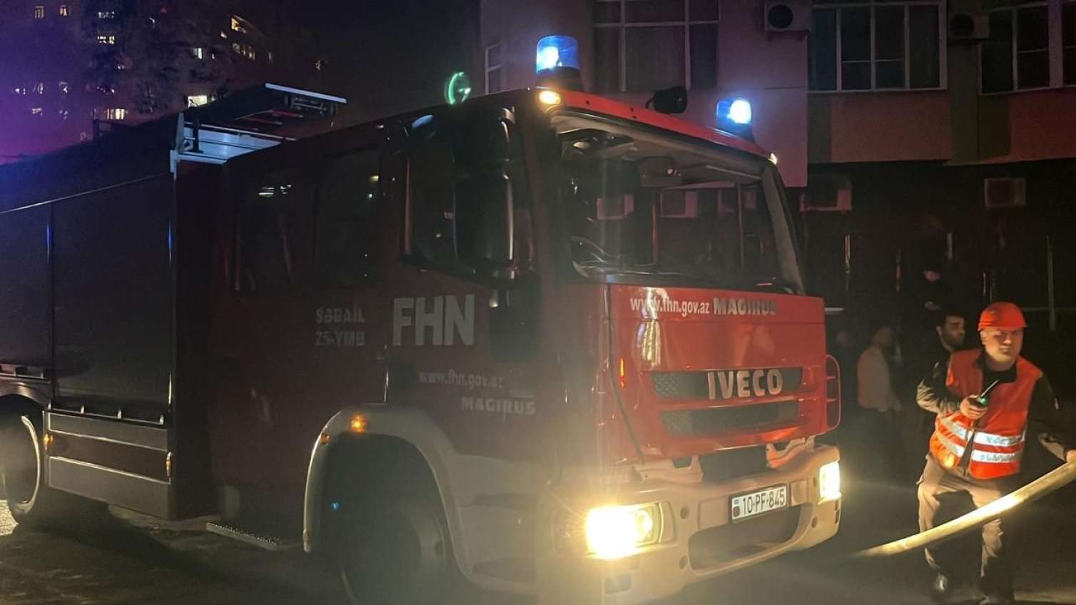 Yasamalda GÜCLÜ yanğın: 3 nəfər öldü - TƏBİB 