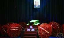 Rasim Balayevin qardaşı vida mərasimi keçirilərkən  zalı niyə tərk edib? 