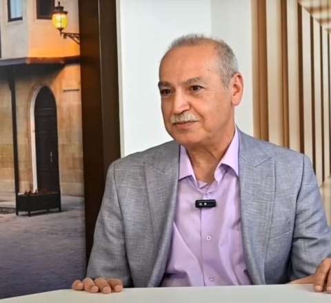 Ey mənim ağzı söyüşlü, qələmi çamurlu həmkarlarım… 