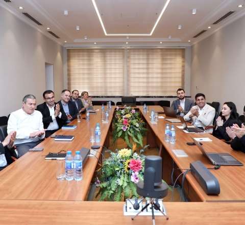 “Gənc İstedadlar Proqram”ında təcrübəçilərin fərdi mövzularının təqdimatı keçirilib  - Fotolar