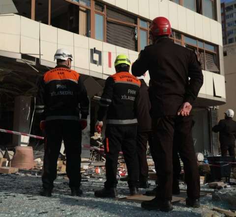 Nərimanovda partlayışda yaralananlar belə xilas olundu - VİDEO 