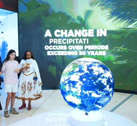 Leyla Əliyeva Efiopiya Elm Muzeyini ziyarət etdi 