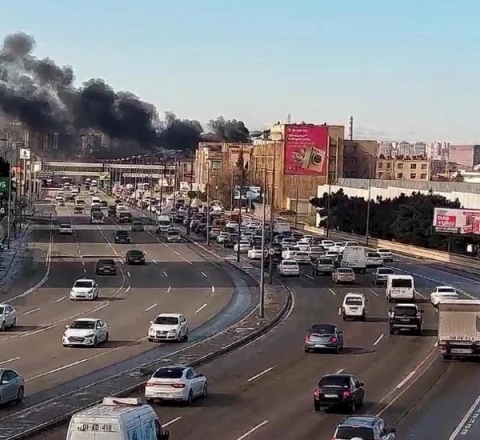 Bakıda obyekt yanır - FOTO - YENİLƏNİB 