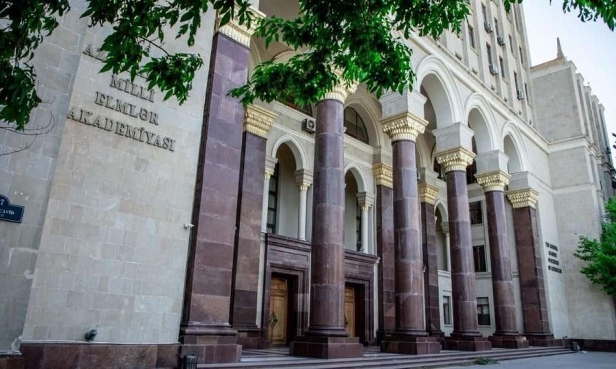 AMEA-nın alimləri nə qədər maaş alır? - MƏBLƏĞ 