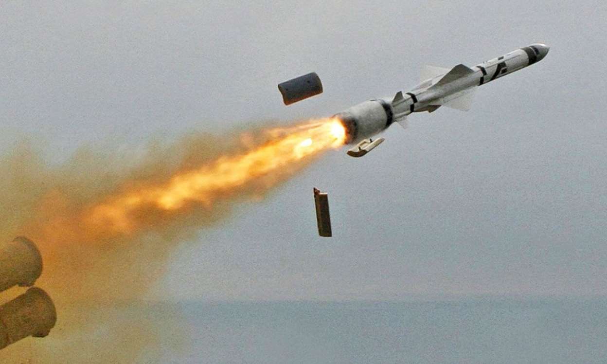 Daha bir ölkə İrana ballistik raketlərlə hücum etdi 