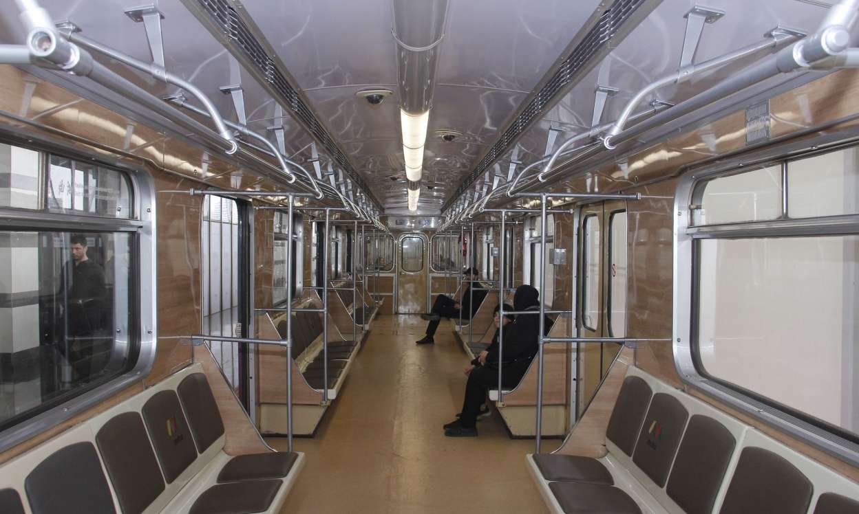 "Dərnəgül"ə qatarlar yarıboş gedir – Metropoliten  neçə milyon itirəcək? - Fotolar