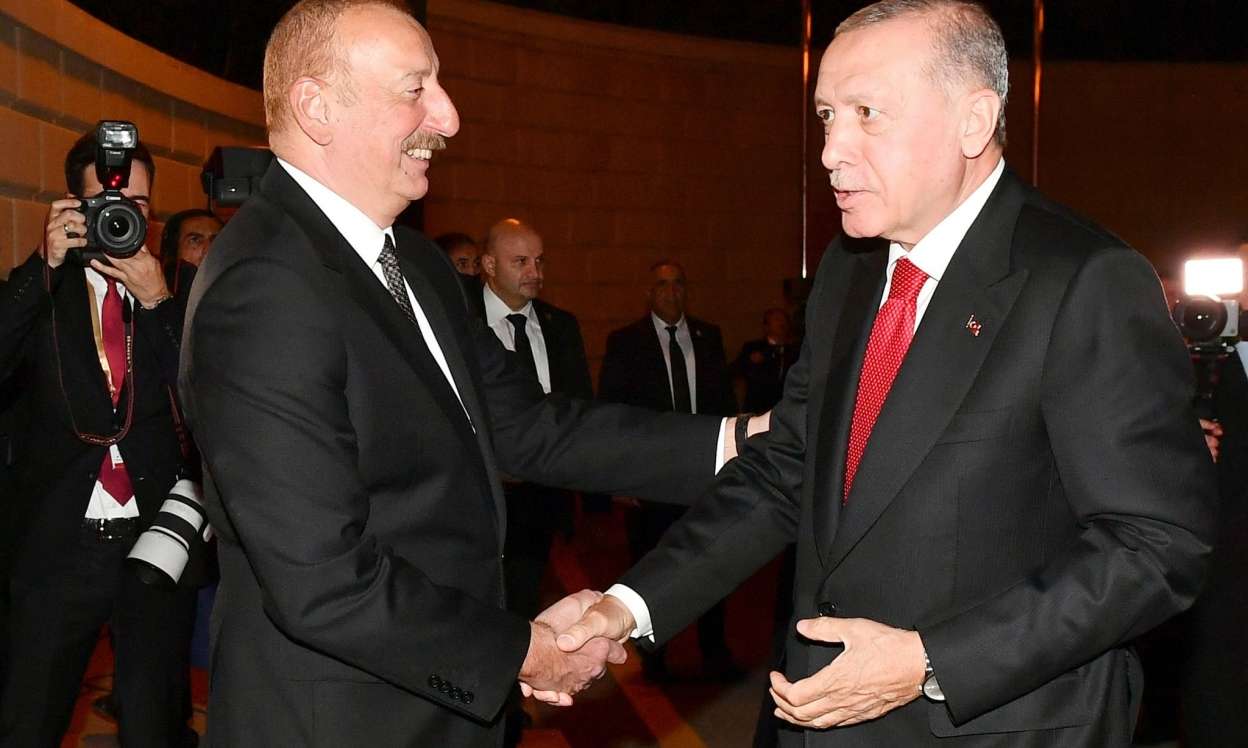 Ankara tələyə salınır, biz isə əl çalırıq, oda yağ atırıq  