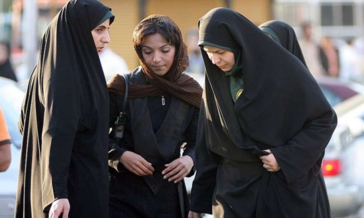 İranlı qadınlarla bağlı qərar: Rəsmi olaraq icazə verildi 