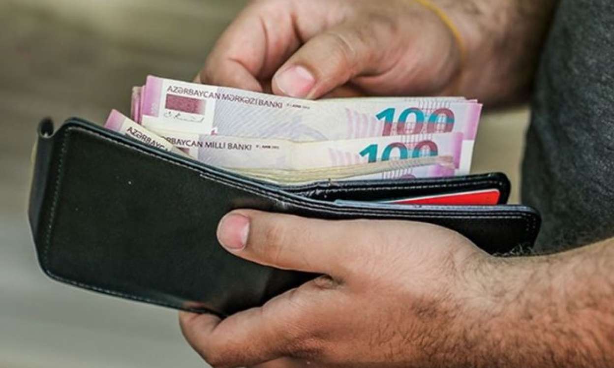 Azərbaycanda bu şəxslərə 1600  manat pul VERİLƏCƏK 