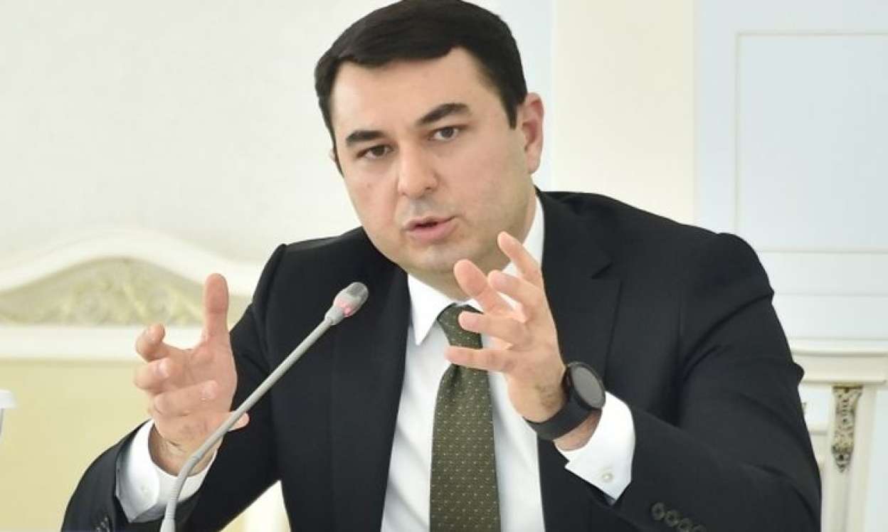Süni intellekt bu peşə sahibləri üçün düşmənə çevrilir -  Nazir açıqladı
