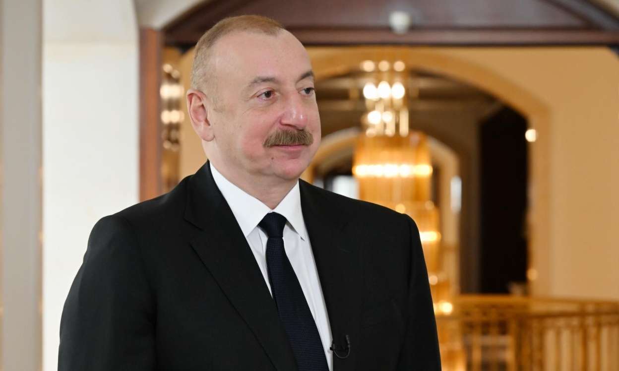 O, mənə verdiyi suala görə vəzifəsindən uzaqlaşdırıldı 