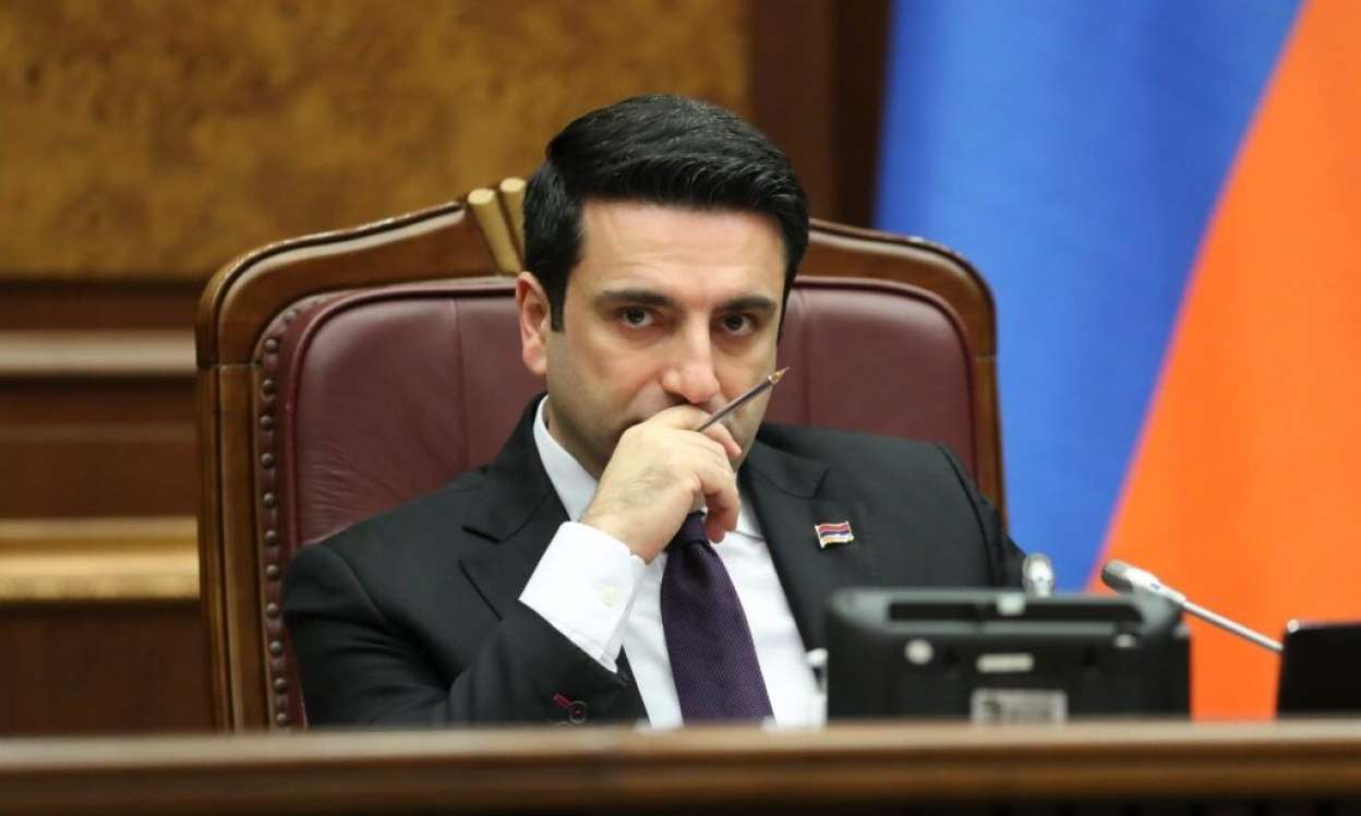 Paşinyandan Simonyana ağır zərbə – Yerinə başqasını gətirir… 