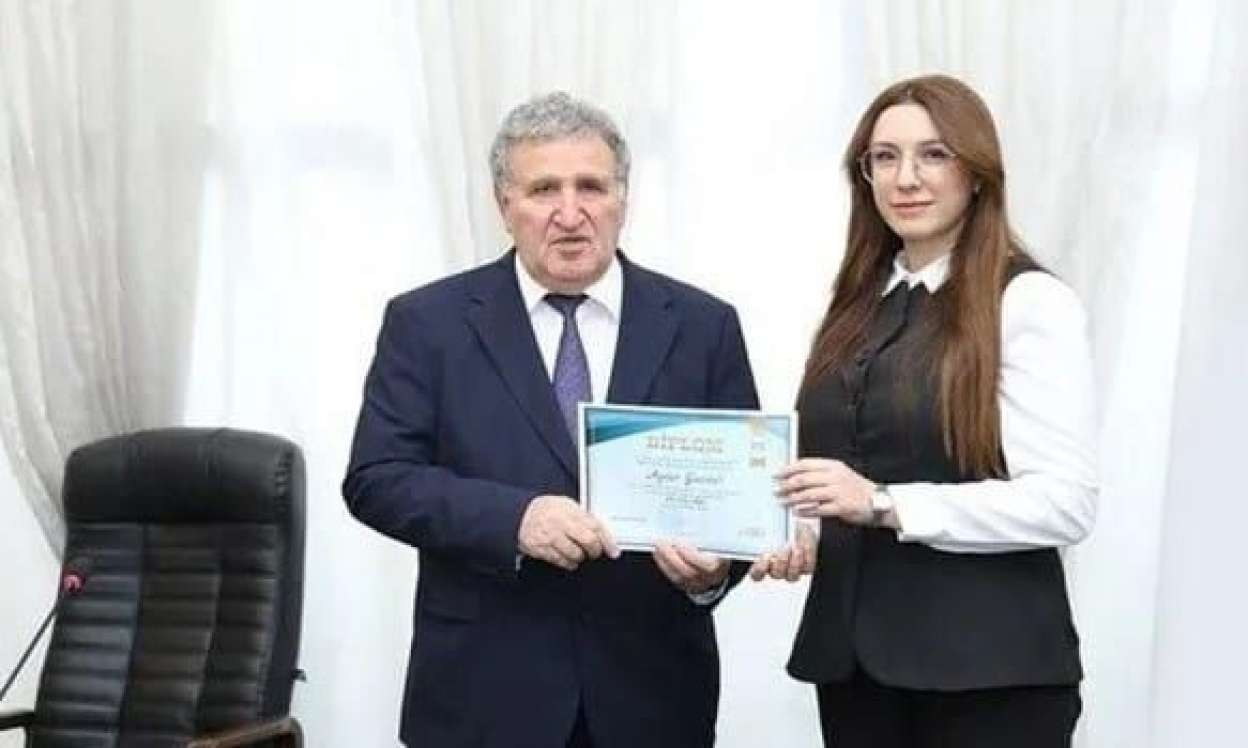 AMEA açıqlama yaydı, İsa Həbibbəylini rüsvay etdi 