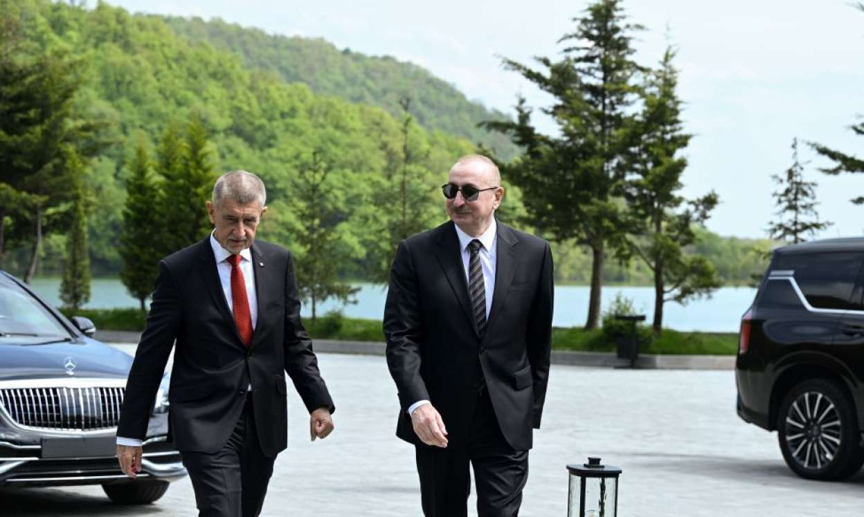 Prezident son qəbulları niyə Qəbələdə keçirir? 