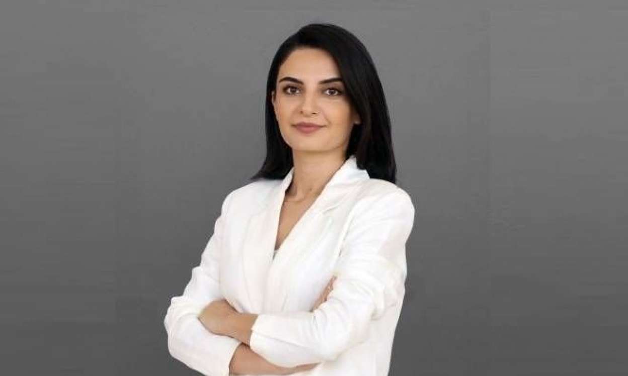 Yüksək vəzifə verilən 32 yaşlı xanım  - DOSYE
