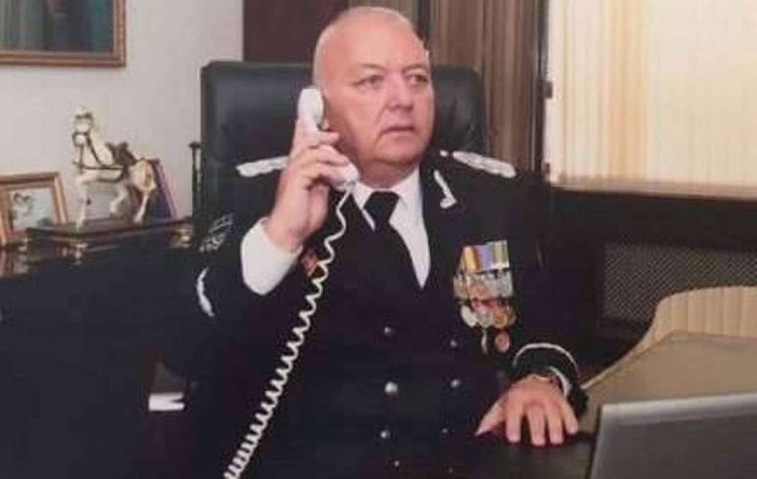  ''Generalı barmağına dolamısan?  Keçirdərəm başına torbanı...''