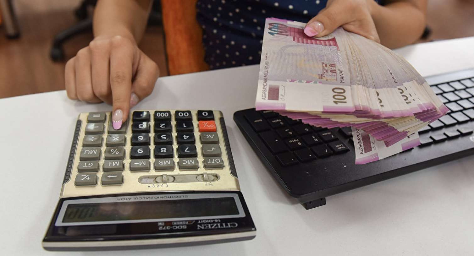 Bu günün valyuta məzənnəsi 