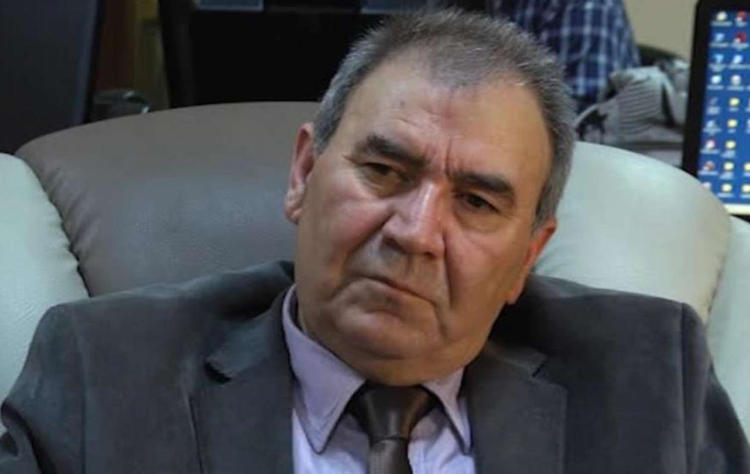 Gəncə qapıları necə qaytarılsın? -  “Münasibətlər pozula bilər”/RƏYLƏR