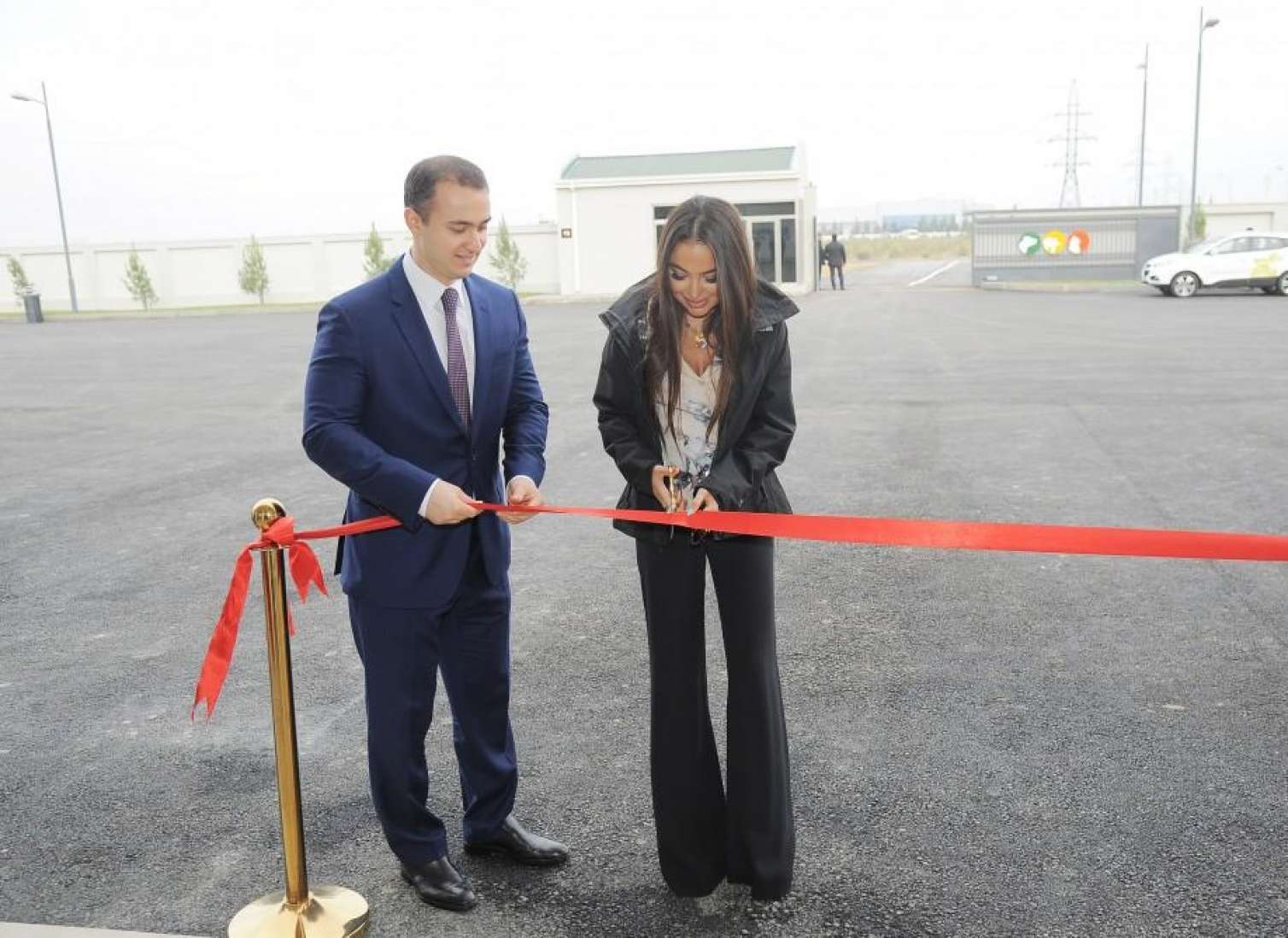 Leyla Əliyeva sahibsiz heyvanlar üçün tikilən mərkəzin açılışında -  FOTO