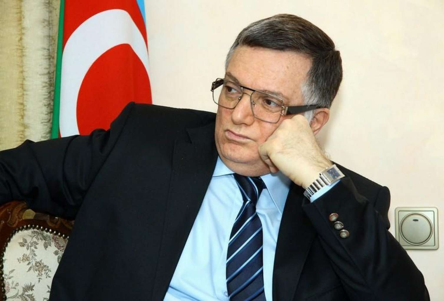 Bəxtiyar Vahabzadənin səfir oğlu niyə geri çağırıldı? 