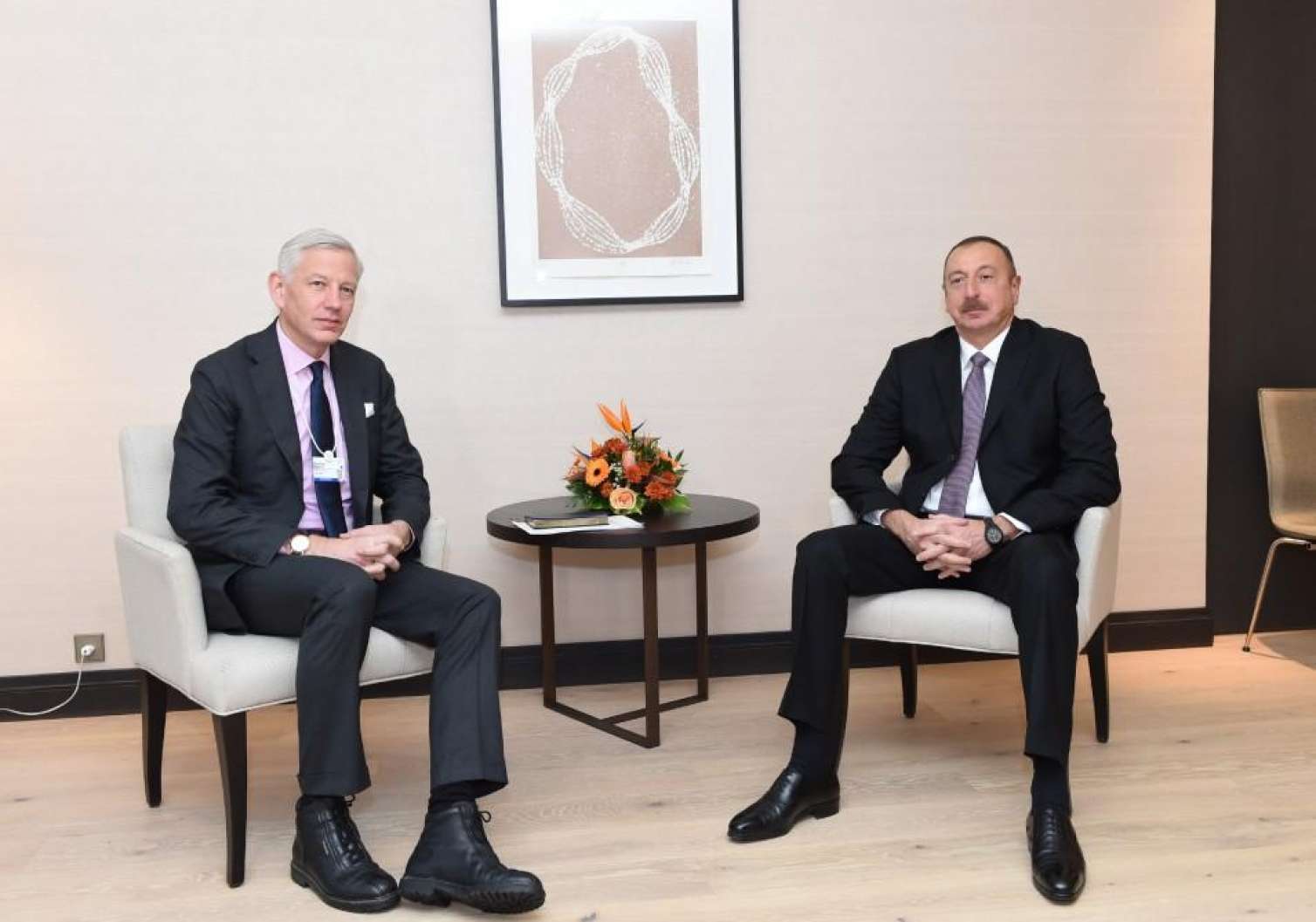 İlham Əliyev McKinsey şirkətinin qlobal idarəedici tərəfdaşı ilə görüşdü 