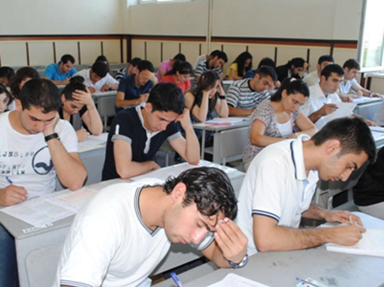 Qəbul imtahanı iki dəfə keçiriləcək -  QƏRAR
