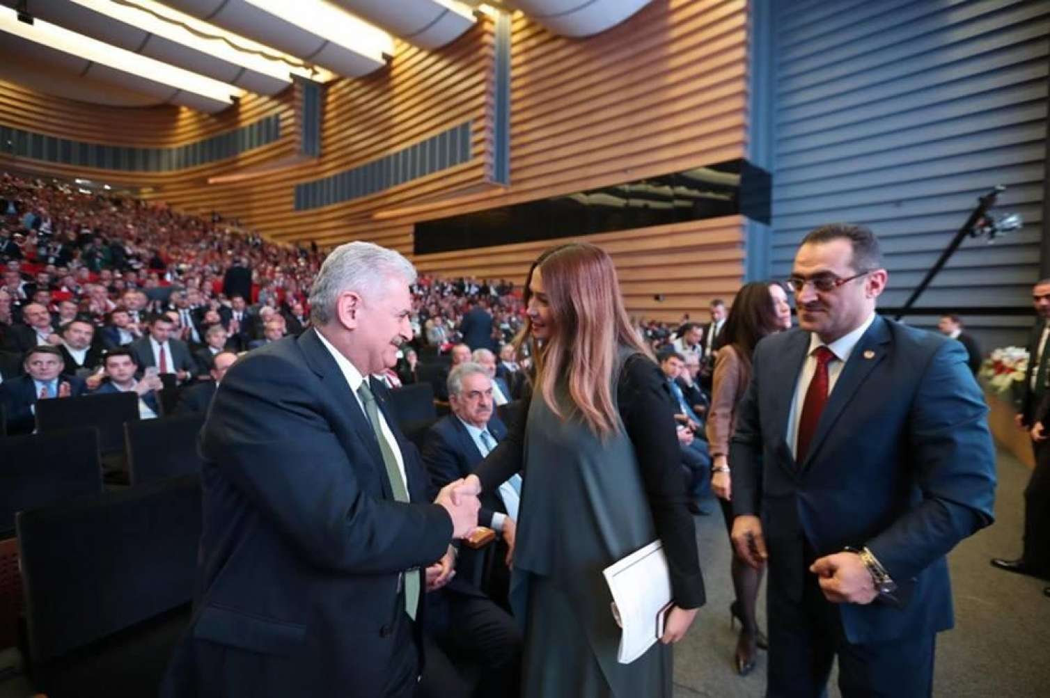 Millət vəkili Türkiyənin baş naziri və tanınmış ziyalıları ilə görüşdü -  FOTO