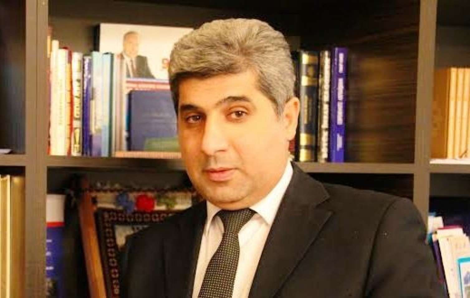 Ceyhun Musaoğlu ailəsi ilə qəzaya düşdü -  Maşın bir neçə dəfə aşıb