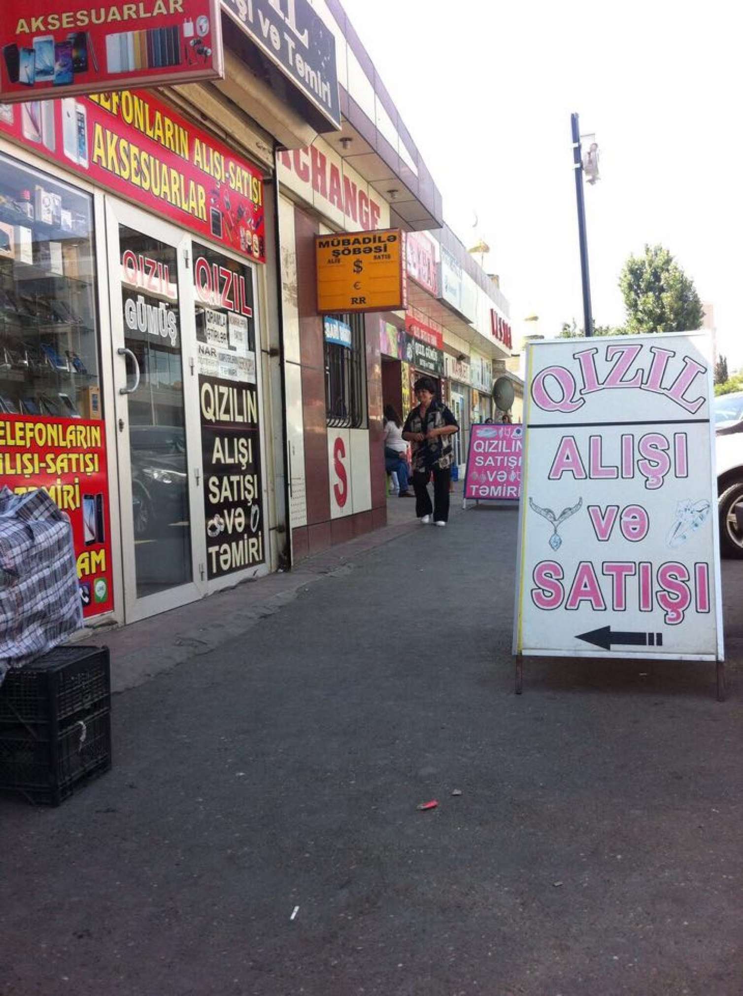 İcra başçısı “Razin talkuçkası”nı niyə sökə bilmədi? -  FOTOLAR