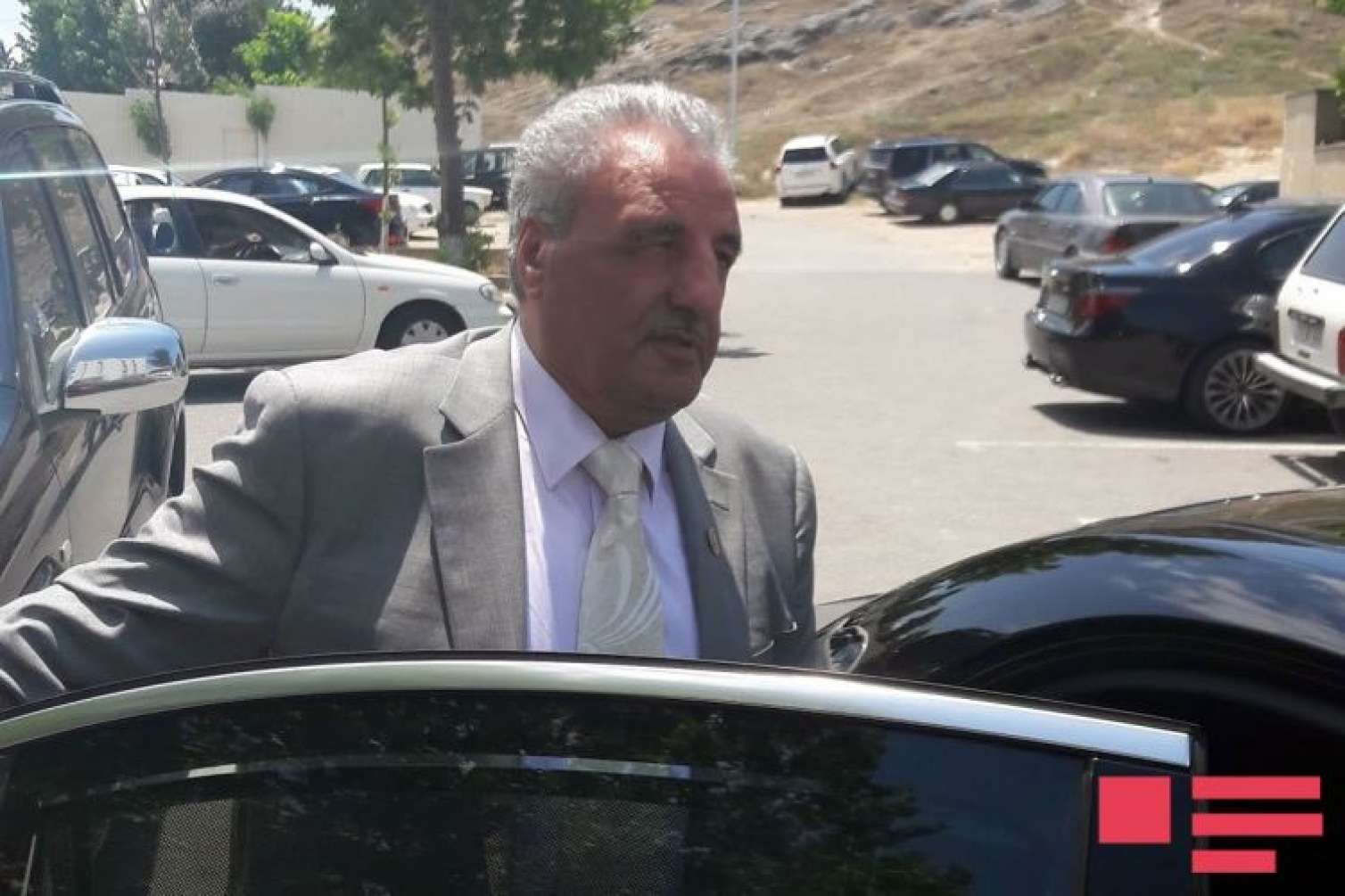 Tağı Əhmədov, oğlu və qardaşı oğlu Çovdarovun məhkəməsində -  FOTO