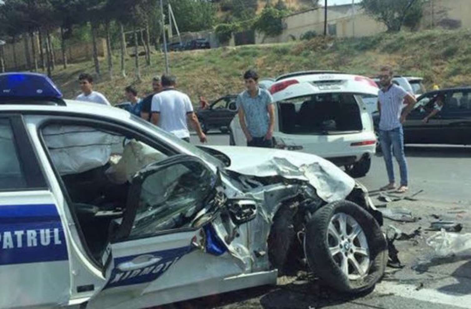 Polislər qəza törətdi -  Yaralılar var