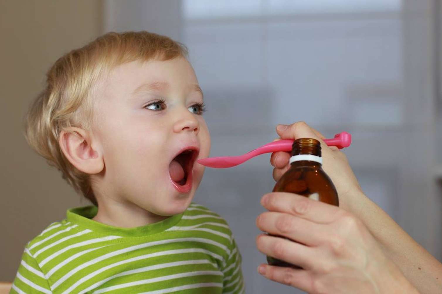 Körpəyə bu dərmanı vermək CİNAYƏTDİR -  Pediatrdan xəbərdarlıq