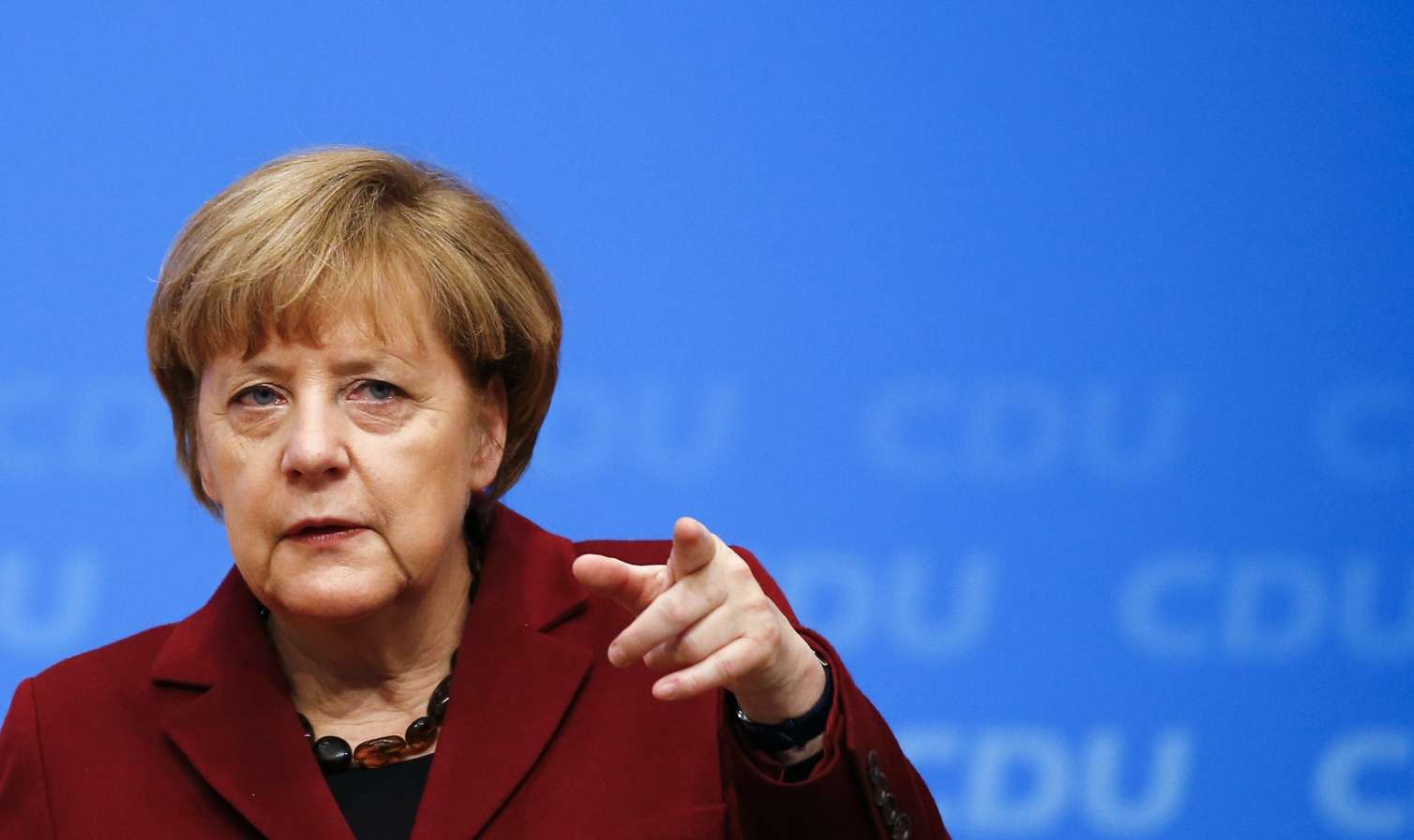 Merkel Türkiyəyə gedir 
