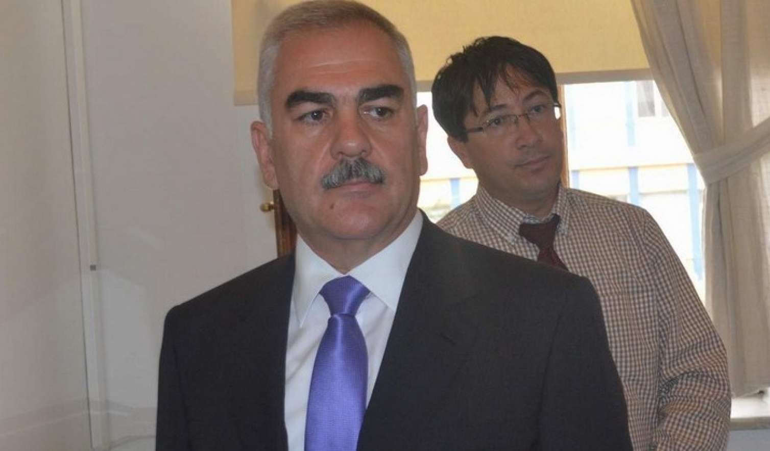 Naxçıvanda dəbdəbəli qəbir daşları qadağan edildi -  Qanun təsdiqləndi