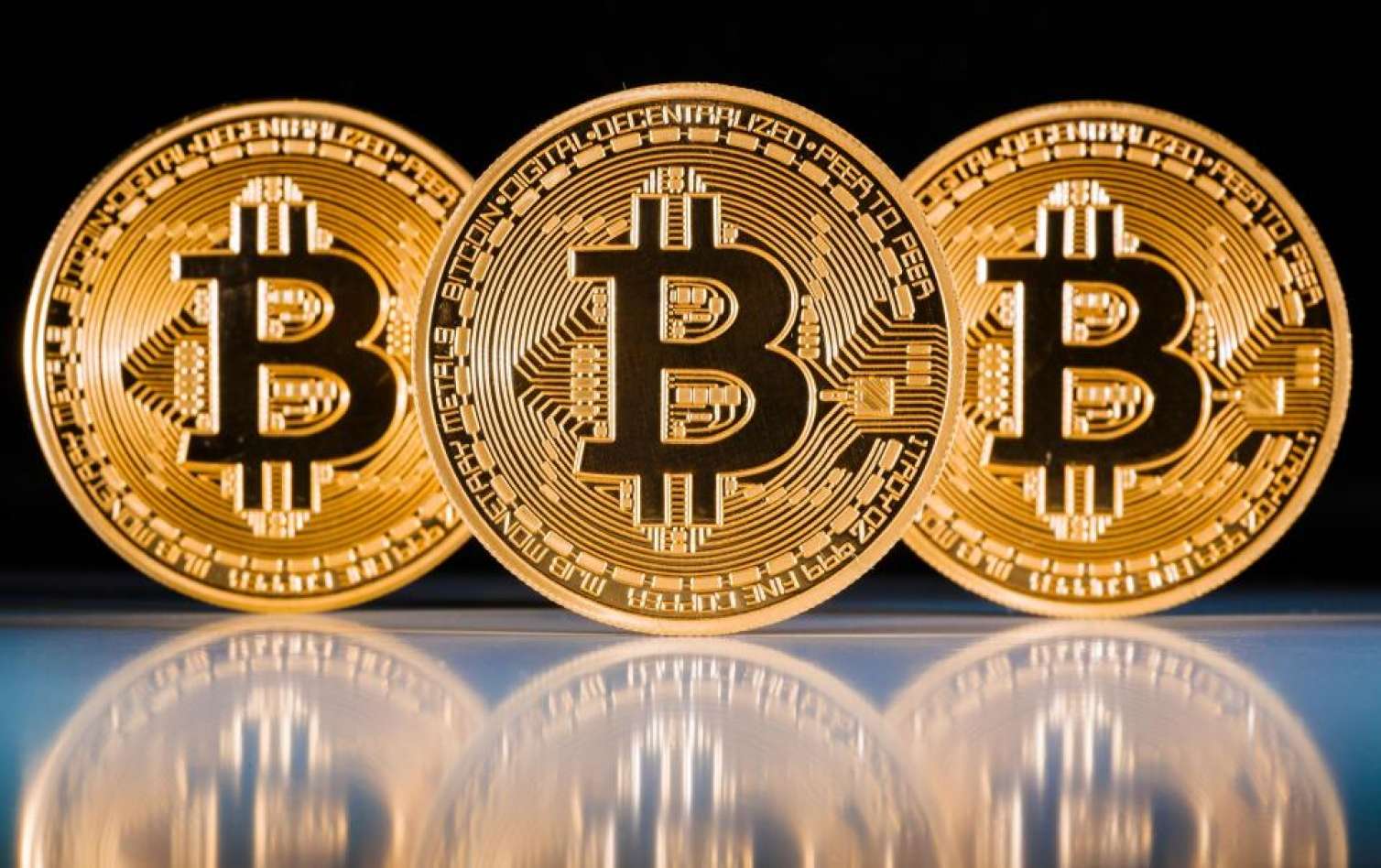 Bitkoindən yeni rekord: 106 min dolları keçdi 
