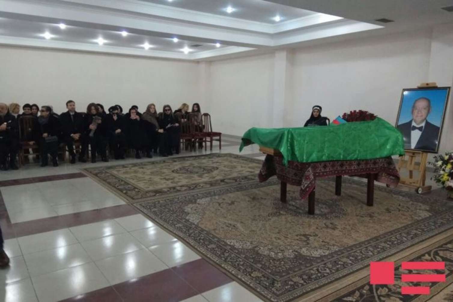 Xalq artisti Çingiz Sadıxovla vida mərasimi başlayıb -  FOTO