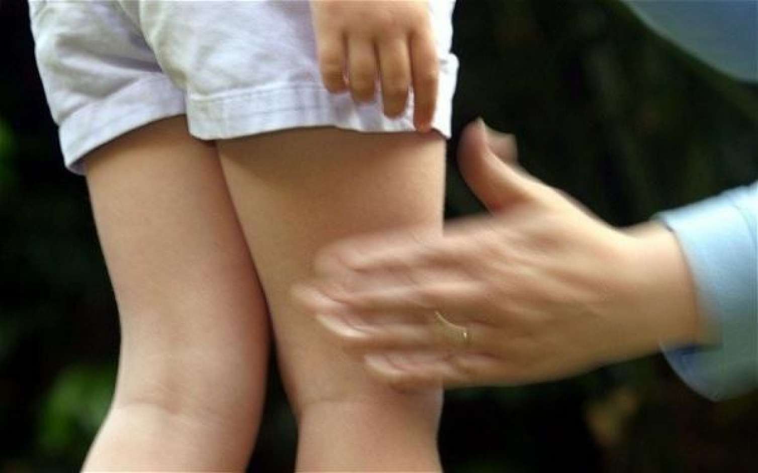 Dayısı azyaşlı qızı dəfələrlə zorladı -  Bakıda iyrənc olay