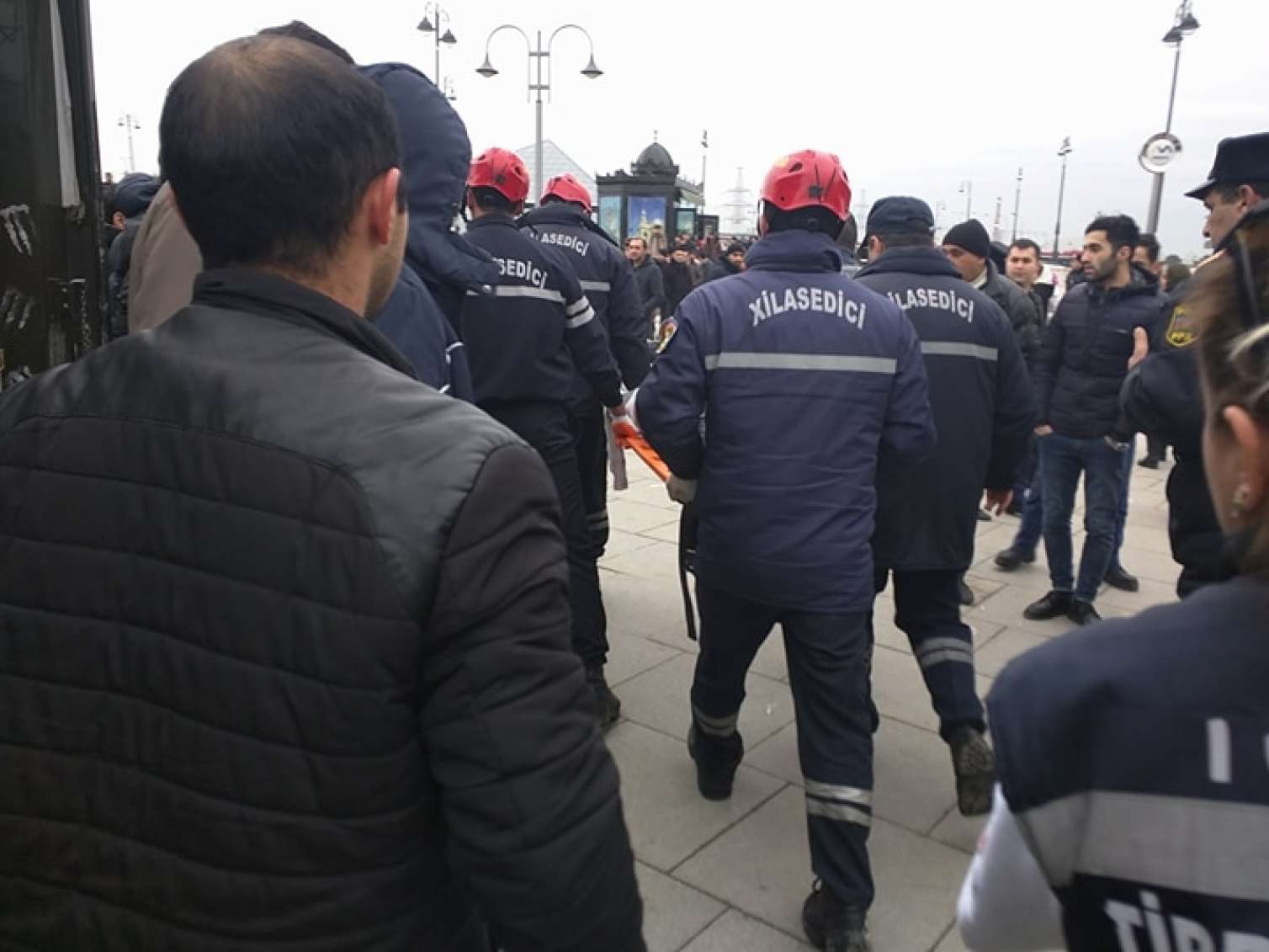 Bakıda vətəndaşa qarşı inanılmaz vəhşilik -  VİDEO