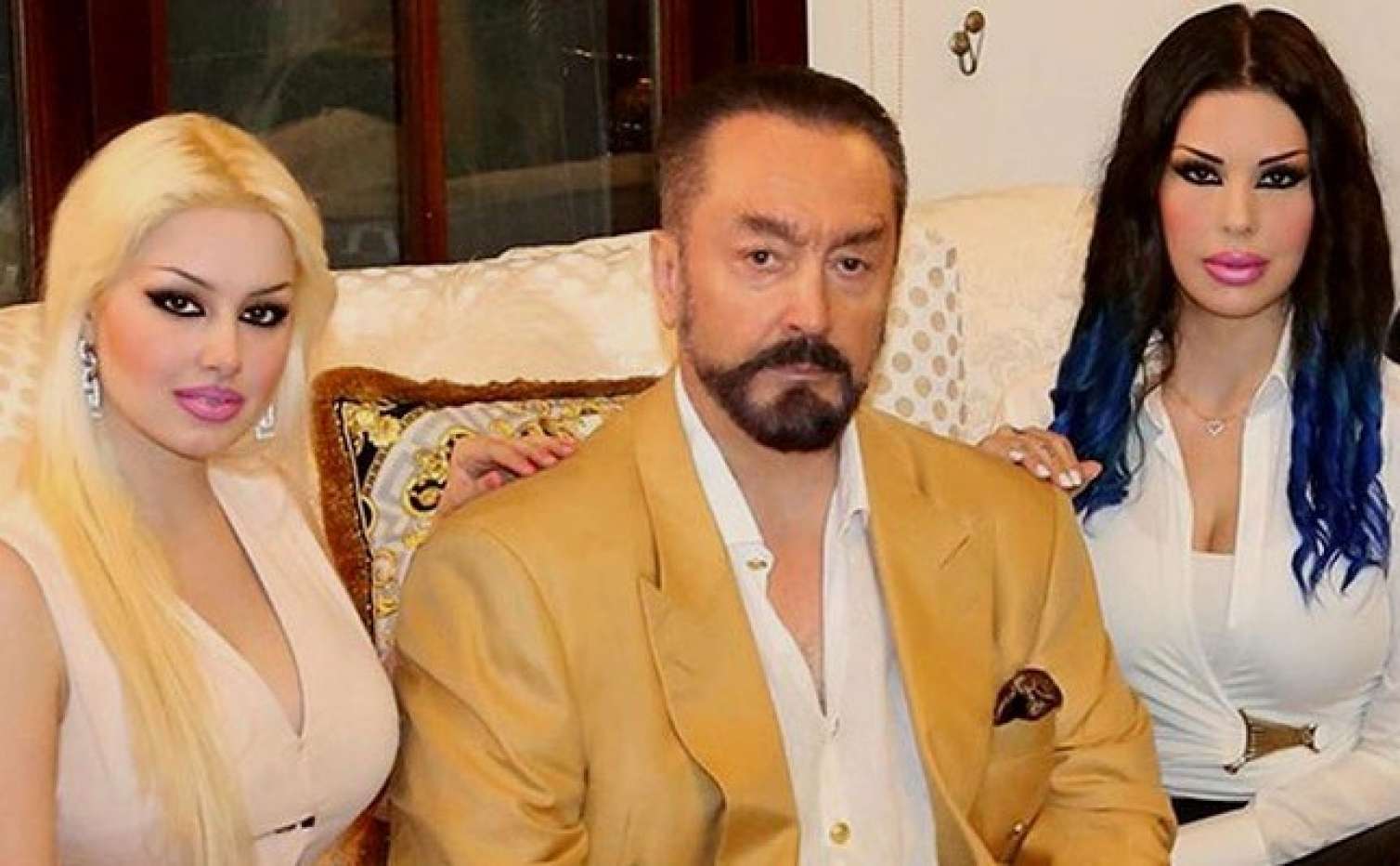 Adnan Oktarın həbsxanadan çəkilmiş - Şəkli 