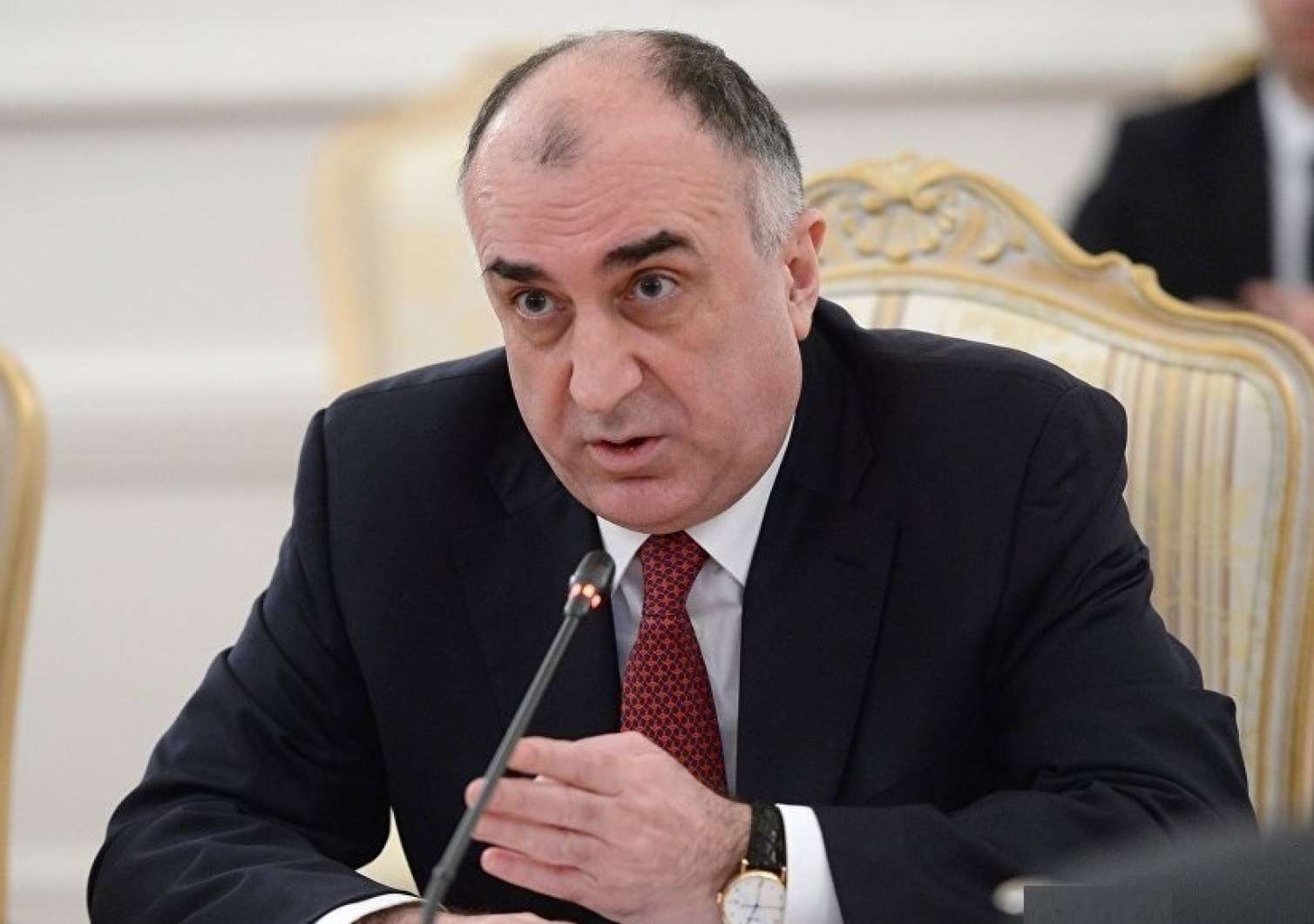  Nə demək istəyirdi, nə dedi? - VİDEO  Nazirin gülüş hədəfinə çevrilən çıxışı: